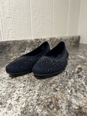 Women’s Sketchers Flats Size 9.5
